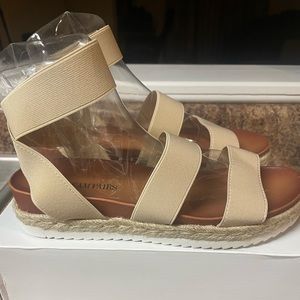 Never been worn tan ankle sandals